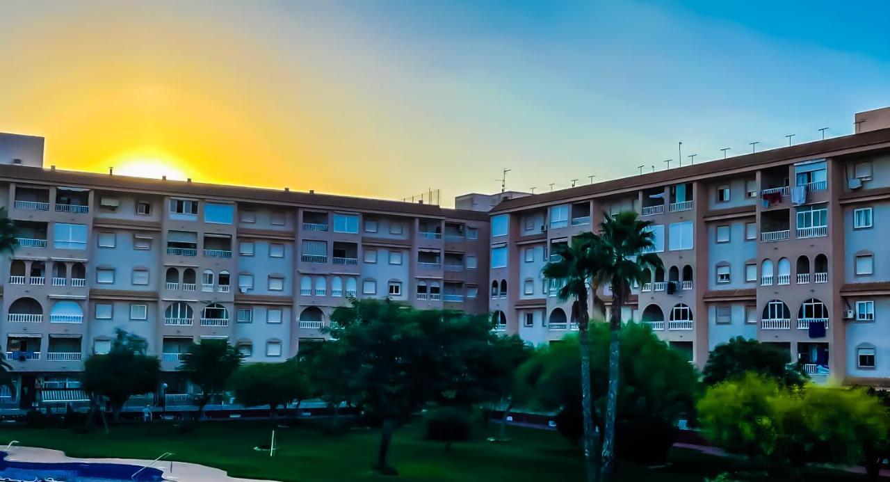 Apartamento Exclusivo Y Central Torrevieja Eksteriør billede